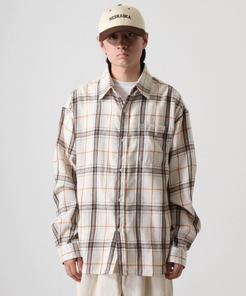 SUGGESTION（サジェッション）の「Viera brushed dyed check long sleeve flannel shirt / ビエラ起毛 先染チェック長袖ネルシャツ unisex（シャツ/ブラウス・メンズ・アイボリー/ブラック/チャコール/ネイビー・M/L）」の7枚目の写真