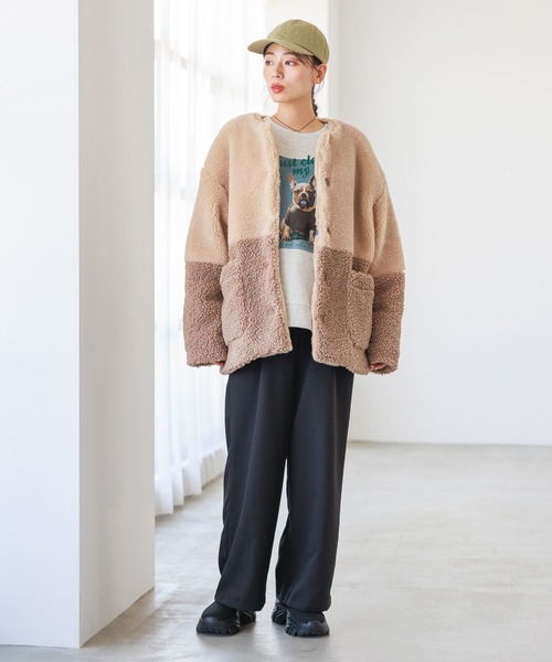 LAKOLE（ラコレ）の「ノーカラーキリカエボアブルゾン / 130850（ブルゾン・レディース・アイボリー/ブラック/ベージュ・MEDIUM/SMALL）」の6枚目の写真