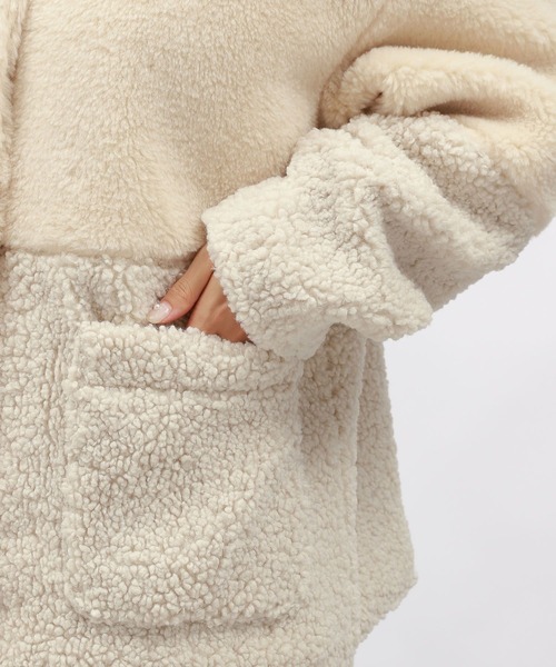 LAKOLE（ラコレ）の「ノーカラーキリカエボアブルゾン / 130850（ブルゾン・レディース・アイボリー/ブラック/ベージュ・MEDIUM/SMALL）」の12枚目の写真