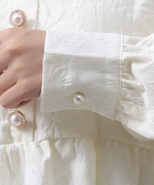 DAY CLOSET(デイ クローゼット)の「レディース 長袖スエンボス加工ペプラムブラウス(シャツ/ブラウス・レディース・ブラック/アイボリー・FREE)」の19枚目の写真