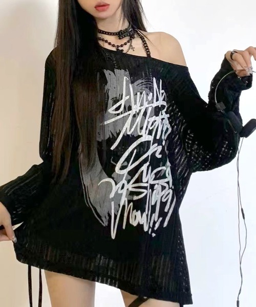 REMUR(レミュール)の「透かし編みロゴプリントTシャツ(Tシャツ/カットソー・レディース・ブラック/ホワイト・M)」の1枚目の写真