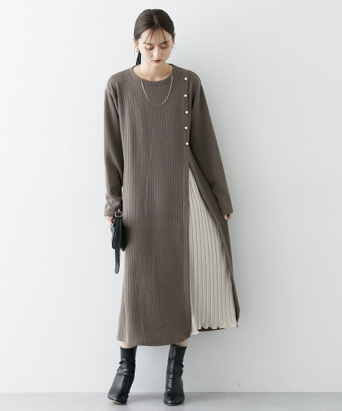 nissen（ニッセン）の「ふんわりリブニットソープリーツ切替ワンピース（ワンピース・レディース・ブラック/モカ・S/3L/M/L/LL）」の12枚目の写真