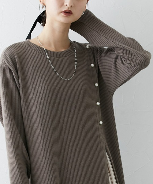 nissen（ニッセン）の「ふんわりリブニットソープリーツ切替ワンピース（ワンピース・レディース・ブラック/モカ・S/3L/M/L/LL）」の15枚目の写真
