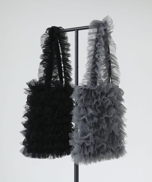 Green　Parks（グリーンパークス）の「OTO.HA. チュールフリルA4トートバッグ（トートバッグ・レディース・グレー/ブラック・FREE）」の8枚目の写真