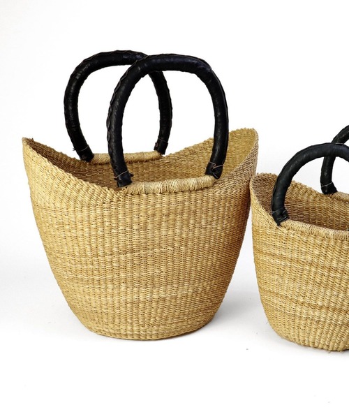 UNBILLION（アンビリオン）の「アフリカンスクエアー AFRICANSQUARE / ボルガ丸底ニケフォルムバスケット M（かごバッグ・レディース・ベージュ・FREE）」の5枚目の写真