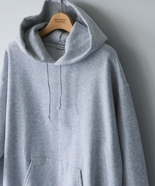 URBAN RESEARCH DOORS（アーバンリサーチドアーズ）の「『XLサイズ/WEB限定』裏起毛プルオーバーフーディー（スウェット・メンズ・ブラック/グレー系その他/グリーン・X-LARGE/LARGE/MEDIUM）」の3枚目の写真