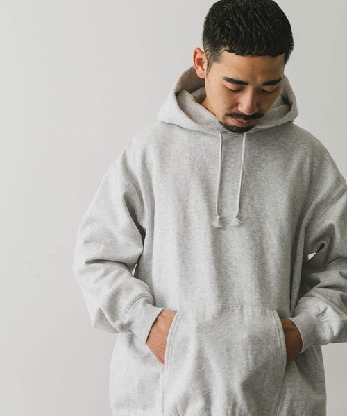 URBAN RESEARCH DOORS（アーバンリサーチドアーズ）の「『XLサイズ/WEB限定』裏起毛プルオーバーフーディー（スウェット・メンズ・ブラック/グレー系その他/グリーン・X-LARGE/LARGE/MEDIUM）」の4枚目の写真