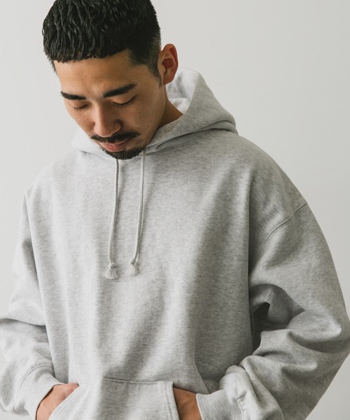 URBAN RESEARCH DOORS（アーバンリサーチドアーズ）の「『XLサイズ/WEB限定』裏起毛プルオーバーフーディー（スウェット・メンズ・ブラック/グレー系その他/グリーン・X-LARGE/LARGE/MEDIUM）」の8枚目の写真