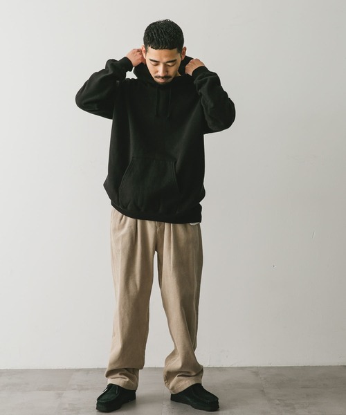 URBAN RESEARCH DOORS（アーバンリサーチドアーズ）の「『XLサイズ/WEB限定』裏起毛プルオーバーフーディー（スウェット・メンズ・ブラック/グレー系その他/グリーン・X-LARGE/LARGE/MEDIUM）」の17枚目の写真