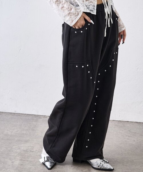 WHO'S WHO gallery（フーズフーギャラリー）の「スタッズ裏毛デザインパンツ（スウェットパンツ・レディース・ライトグレー/ブラック/グレー・FREE）」の11枚目の写真