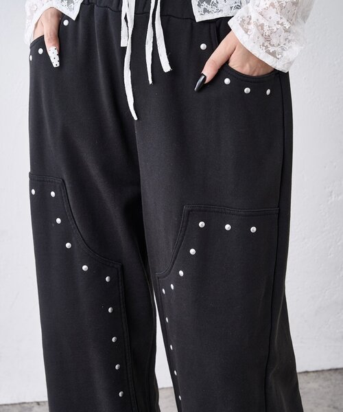 WHO'S WHO gallery（フーズフーギャラリー）の「スタッズ裏毛デザインパンツ（スウェットパンツ・レディース・ライトグレー/ブラック/グレー・FREE）」の13枚目の写真