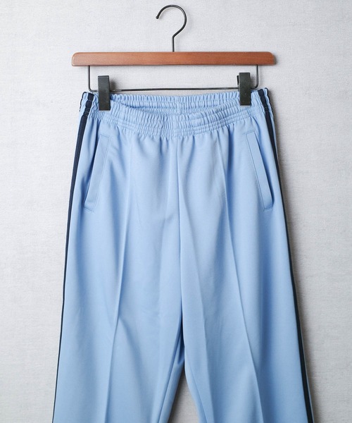 United Athle(ユナイテッドアスレ)の「【CBT1】【United Athle】7.0オンス スムース トラック パンツ 1902(その他パンツ・レディース・ブラック×ホワイト/サンドベージュ/ブラック×ゴールド/ライトグレー/サックスブルー・LARGE/SMALL/MEDIUM)」の14枚目の写真