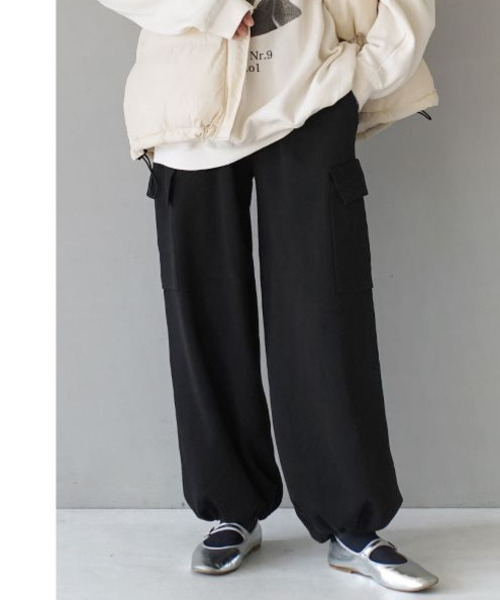 MIMIMEMETE(ミミメメット)の「ニットソー カーゴパンツ(カーゴパンツ・レディース・キャメル/ブラック/アイボリー・M)」の9枚目の写真