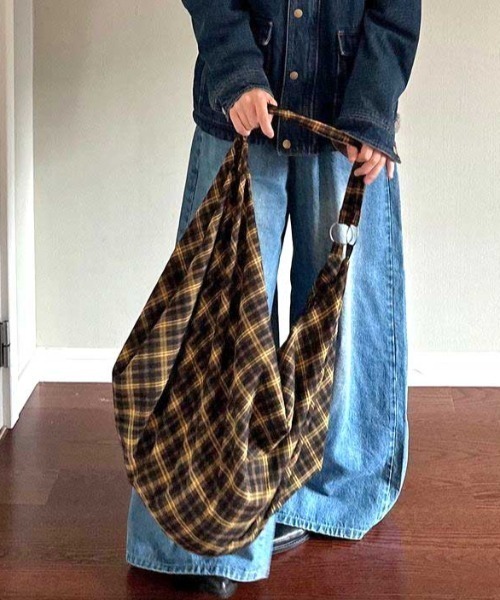 Vipoa（ヴィポア）の「3WAY チェックショルダーバッグ（ショルダーバッグ・レディース・ブラウン・FREE）」の10枚目の写真