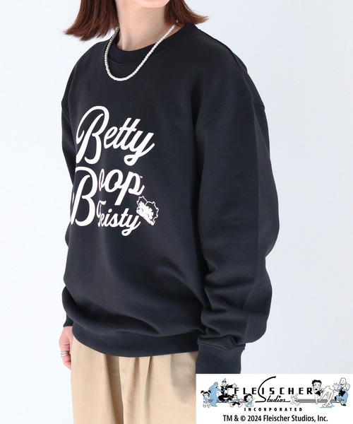 BETTY BOOP(ベティ・ブープ)の「【Betty Boop(TM) / ベティ ブープ(TM)】裏毛クルーネックスウェット(スウェット・レディース・ブラック/オフホワイト・M)」の4枚目の写真