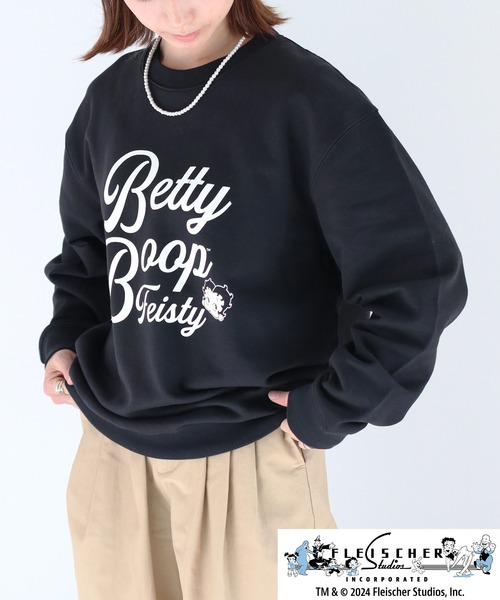 BETTY BOOP(ベティ・ブープ)の「【Betty Boop(TM) / ベティ ブープ(TM)】裏毛クルーネックスウェット(スウェット・レディース・ブラック/オフホワイト・M)」の9枚目の写真