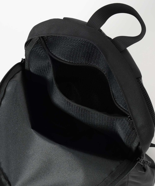 HEREIAM(ヘレイアム)の「【HEREIAM】撥水/トライアングルキャリーデイパック(バックパック/リュック・レディース・ブラック/ベージュ系・FREE)」の7枚目の写真