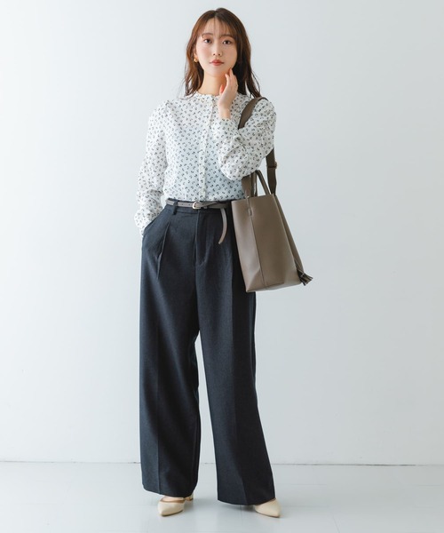 RODE SKO（ロデスコ）の「タッセル軽量2WAYシンプルトートバッグ（トートバッグ・レディース・ブラック/グレー系その他/ピンク系その他/ホワイト系その他/ベージュ系その他・ONE）」の12枚目の写真