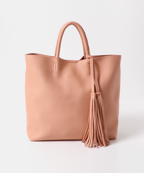 RODE SKO（ロデスコ）の「タッセル軽量2WAYシンプルトートバッグ（トートバッグ・レディース・ブラック/グレー系その他/ピンク系その他/ホワイト系その他/ベージュ系その他・ONE）」の18枚目の写真