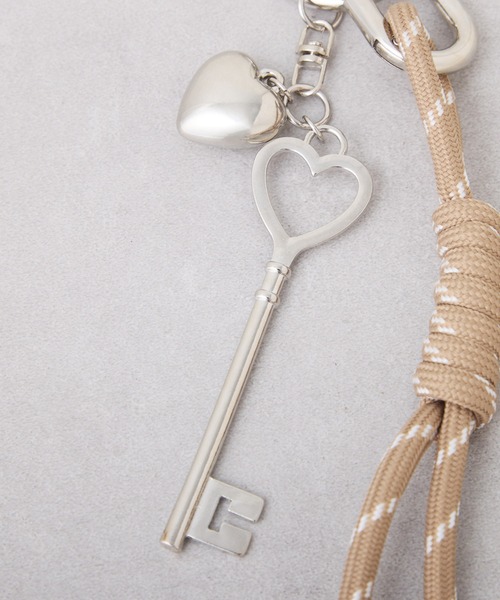 CIAOPANIC TYPY(チャオパニックティピー)の「【2025年S/S新作】アソートコードハートデザインキーホルダー(キーホルダー・レディース・ベージュ/グリーン/ピンク/ブラック・ONE SIZE)」の14枚目の写真