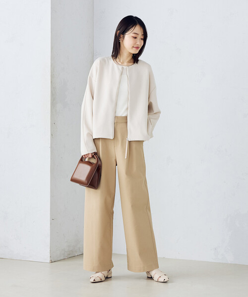 COMME CA ISM（コムサイズム）の「ふわ軽 ニュアンス ジップブルゾン（ブルゾン・レディース・チャコール/グレイッシュベージュ・MEDIUM/LARGE）」の16枚目の写真