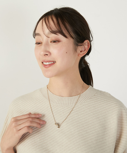 MELROSE claire（メルローズ クレール）の「【Y字ネックレス】（ネックレス・レディース・ゴールド・FREE）」の2枚目の写真