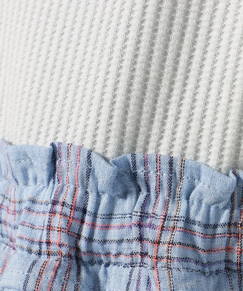 BEAMS mini（ビームスミニ）の「チェック ワッフル切り替え ワンピース 2025SS（90～150cm）（ワンピース・キッズ・ピンク/サックスブルー・140/130/110/100/90/120/150）」の11枚目の写真