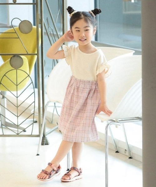 BEAMS mini（ビームスミニ）の「チェック ワッフル切り替え ワンピース 2025SS（90～150cm）（ワンピース・キッズ・ピンク/サックスブルー・140/130/110/100/90/120/150）」の2枚目の写真