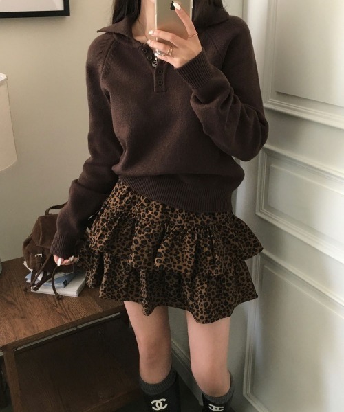BEIDELLI（ベイデリー）の「[BELLIDE MADE] フルドカラーネックブラケット長袖ニット（ニット/セーター・レディース・ネイビー/ブラウン/グレー/アイボリー・FREE）」の20枚目の写真