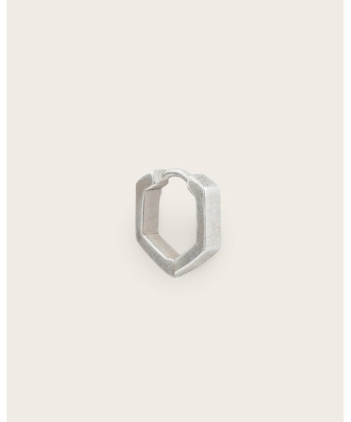 ALLSAINTS(オールセインツ)の「HEXAGON MINI HOOP EARRING | ヘキサゴン ミニ フープ イヤリング・ピアス(ピアス(片耳用)・メンズ・シルバー系その他・ONE SIZE)」の1枚目の写真
