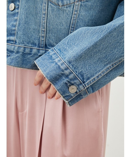 Mila Owen（ミラオーウェン）の「ワイドスリーブクロップドデニムジャケット【手洗い可能】（デニムジャケット・レディース・ブルー/ライトブルー・FREE）」の14枚目の写真