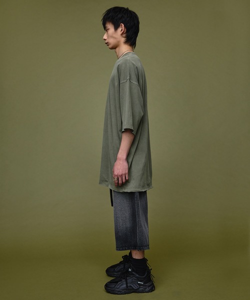 Nebula Fusion(ネビュラフュージョン)の「Loose silhouette cut-off design pigment T-shirt/ルーズシルエットカットオフデザインピグメントTシャツ(Tシャツ/カットソー・メンズ・ブラック/グレー・M/L)」の6枚目の写真