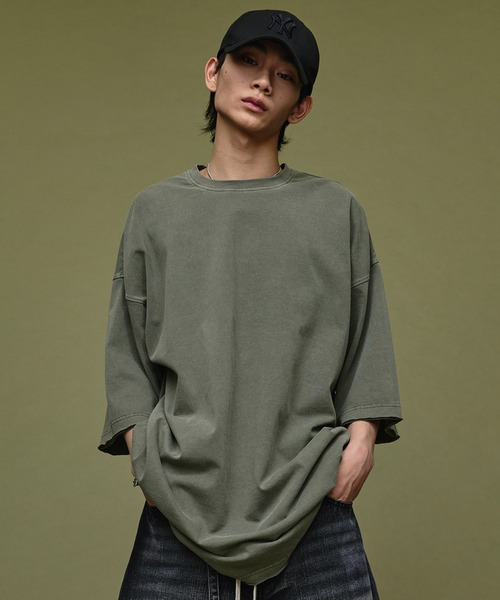 Nebula Fusion(ネビュラフュージョン)の「Loose silhouette cut-off design pigment T-shirt/ルーズシルエットカットオフデザインピグメントTシャツ(Tシャツ/カットソー・メンズ・ブラック/グレー・M/L)」の11枚目の写真