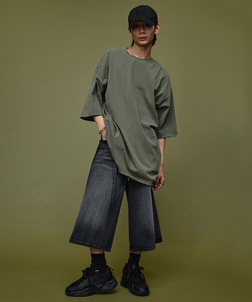 Nebula Fusion(ネビュラフュージョン)の「Loose silhouette cut-off design pigment T-shirt/ルーズシルエットカットオフデザインピグメントTシャツ(Tシャツ/カットソー・メンズ・ブラック/グレー・M/L)」の14枚目の写真