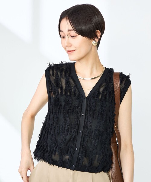 NOLLEY’S（ノーリーズ）の「《アンサンブル対応》《手洗い可能》カットフリンジ2WAYベスト（ベスト・レディース・ライトグレー/ブラック/オフホワイト/ミント・38）」の3枚目の写真