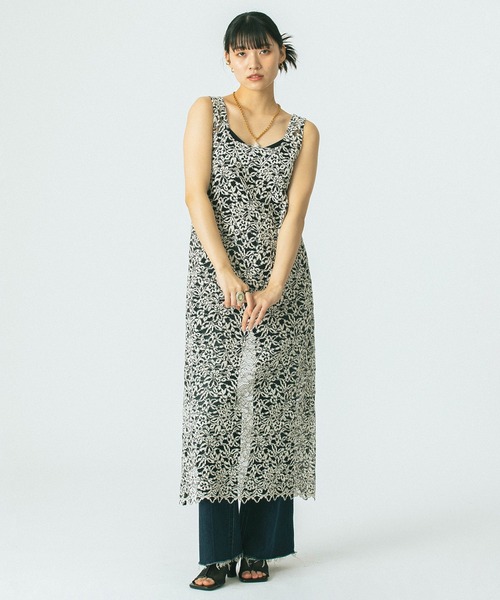 ROSE BUD(ローズバッド)の「(mag.by c)LACE SLEEVELESS DRESS(ワンピース・レディース・ホワイト/ネイビー・ONE SIZE)」の12枚目の写真