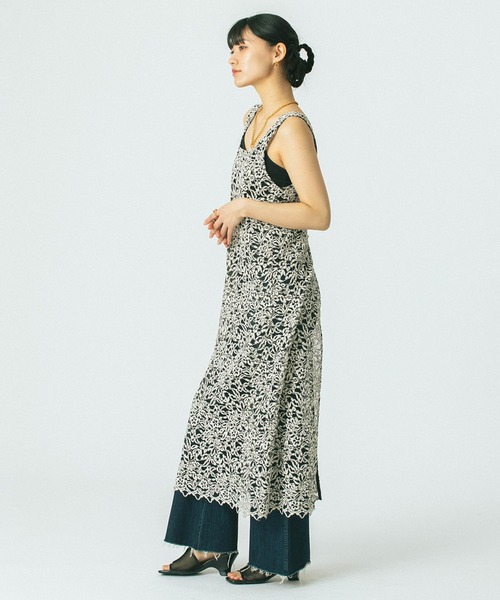 ROSE BUD(ローズバッド)の「(mag.by c)LACE SLEEVELESS DRESS(ワンピース・レディース・ホワイト/ネイビー・ONE SIZE)」の13枚目の写真