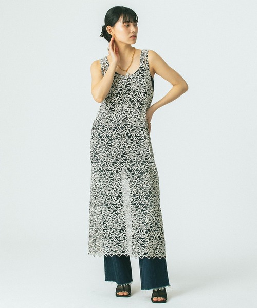 ROSE BUD(ローズバッド)の「(mag.by c)LACE SLEEVELESS DRESS(ワンピース・レディース・ホワイト/ネイビー・ONE SIZE)」の22枚目の写真