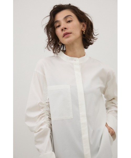 crie conforto（クリーコンフォルト）の「シャーリングスリーブシャツ 長袖 / 秋服 / 冬服（シャツ/ブラウス・レディース・ホワイト/ブルー系その他/ブラック系その他・FREE）」の15枚目の写真