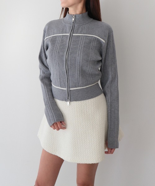 AMBIENT(アンビエント)の「ニットジップカーディガン(カーディガン/ボレロ・レディース・ブラック系その他/アイボリー/グレー/ブルー系その他・FREE)」の2枚目の写真