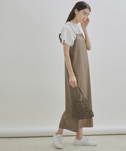 SALON adam et rope'（サロン アダム エ ロペ）の「【ZOZOTOWN限定】ストレートキャミワンピース（ワンピース・レディース・ブラック/ダークカーキ・マルチサイズ）」の11枚目の写真