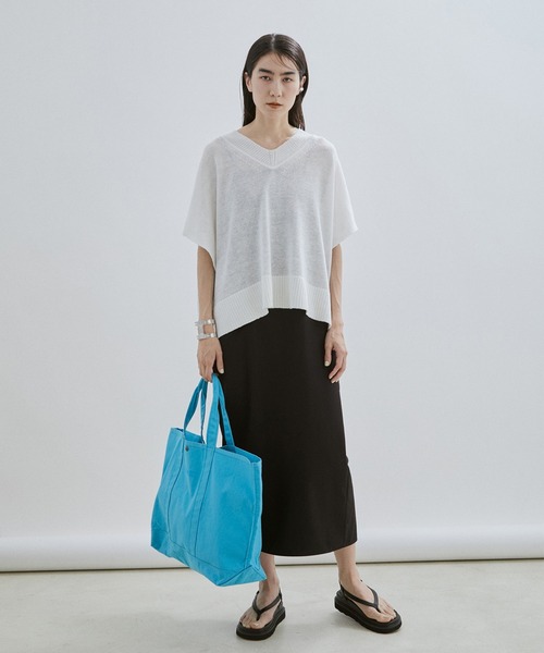 SALON adam et rope'（サロン アダム エ ロペ）の「【ZOZOTOWN限定】ストレートキャミワンピース（ワンピース・レディース・ブラック/ダークカーキ・マルチサイズ）」の16枚目の写真