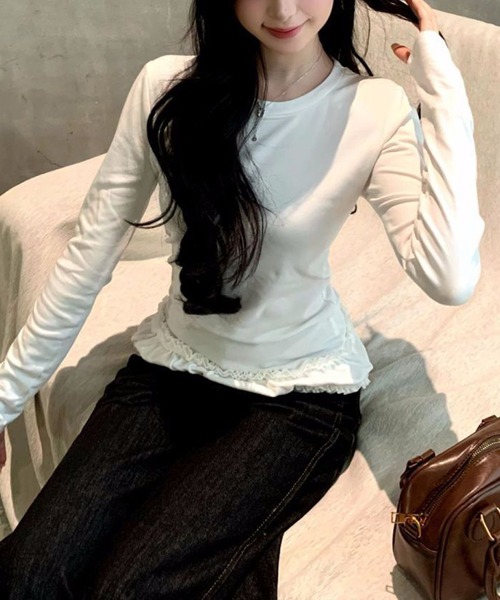 MILAE(ミレ)の「裾フリルギャザー長袖トップス(Tシャツ/カットソー・レディース・グレー/ホワイト・L/M)」の4枚目の写真