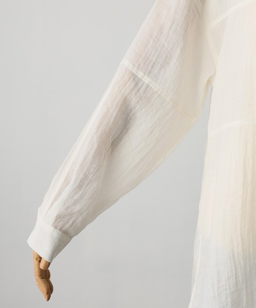 Floran（フローラン）の「シアーバンドカラーシャツ（シャツ/ブラウス・レディース・アイボリー/ブルー/ブラック・MEDIUM）」の4枚目の写真