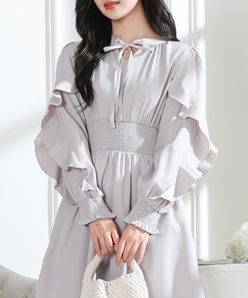 Lace Ladies(レースレディース)の「袖フリル ウエスト シャーリング 長袖 フレア ワンピース(ワンピース・レディース・ブラック/グレー/ピンク/アイボリー・FREE/S)」の3枚目の写真