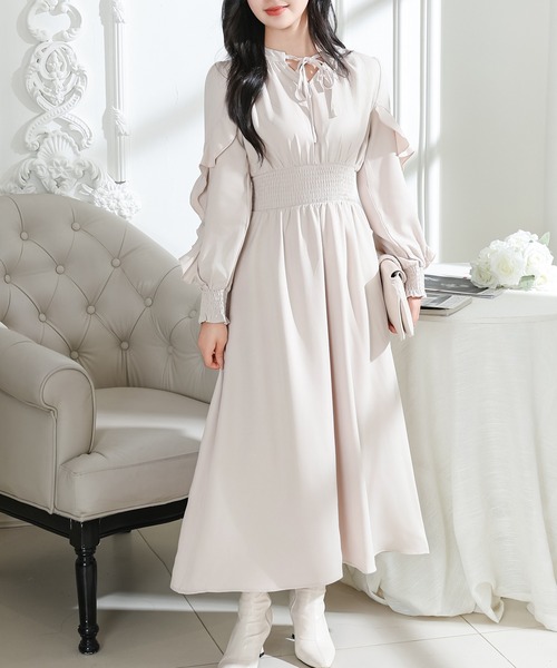 Lace Ladies(レースレディース)の「袖フリル ウエスト シャーリング 長袖 フレア ワンピース(ワンピース・レディース・ブラック/グレー/ピンク/アイボリー・FREE/S)」の1枚目の写真