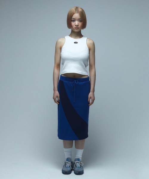 BEEDEN（ビーデン）の「AMERICAN TANK（タンクトップ・レディース・ブラック/ホワイト・SMALL/MEDIUM）」の5枚目の写真