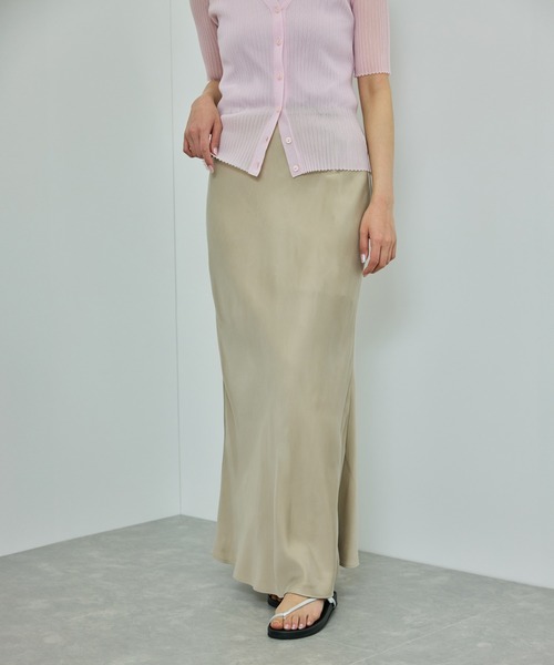ROPE'（ロペ）の「【WEB・一部店舗限定】フィブリルサテンマーメイドスカート【セットアップ対応】/洗える（スカート・レディース・ベージュ系その他/チャコールグレー・36/38/40）」の20枚目の写真