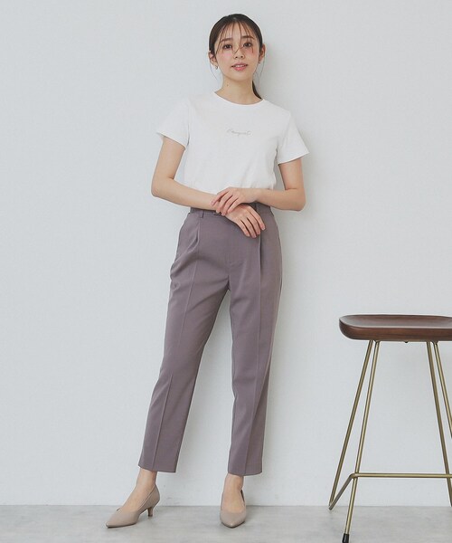 index(インデックス)の「◆ワンポイントロゴ刺繍Tシャツ【UV/接触冷感/洗濯機洗い可】(Tシャツ/カットソー・レディース・ブラック/オフホワイト/チャコールグレー/ピンク・36/38/40/42)」の6枚目の写真