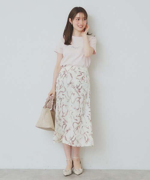 index(インデックス)の「◆ワンポイントロゴ刺繍Tシャツ【UV/接触冷感/洗濯機洗い可】(Tシャツ/カットソー・レディース・ブラック/オフホワイト/チャコールグレー/ピンク・36/38/40/42)」の19枚目の写真